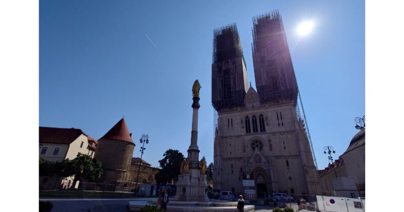 ザグレブのランドマーク ザグレブ大聖堂（Zagreb Cathedral）の外観